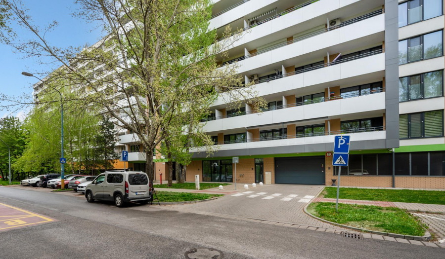 BOSEN | Predaj 1,5 izbový zariadený byt v novostavbe, ulica Antolská, Bratislava - m.č. Petržalka