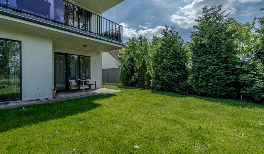 BOSEN | Slnečný 3 izbový byt s veľkou predzáhradkou v tichej lokalite, Rovinka, 255 m2