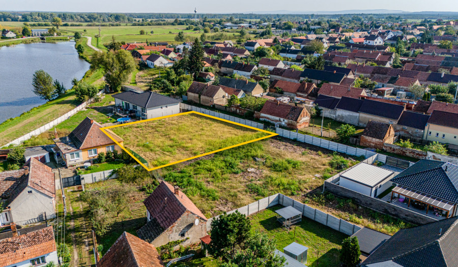 BOSEN | Na predaj stavebný pozemok v obci Brodské, okres Skalica, 1169m2